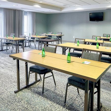 Отель Courtyard By Marriott Йорк Экстерьер фото